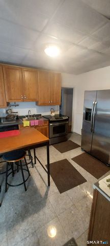 580 Wilmot Avenue 2, Bridgeport, CT 06607