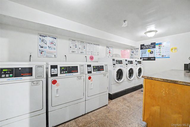 3506 Leavitt Street 5H, Flushing, NY 11354