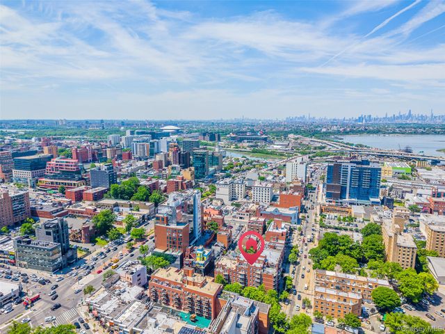 3506 Leavitt Street 5H, Flushing, NY 11354