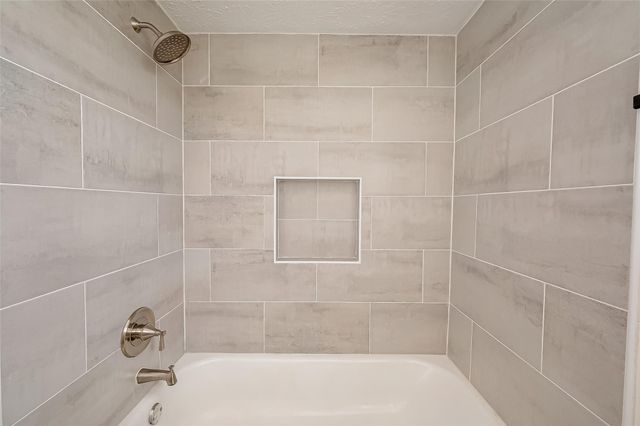 934 Goldfinch Avenue, Sugar Land, TX 77478