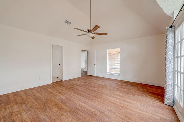 934 Goldfinch Avenue, Sugar Land, TX 77478