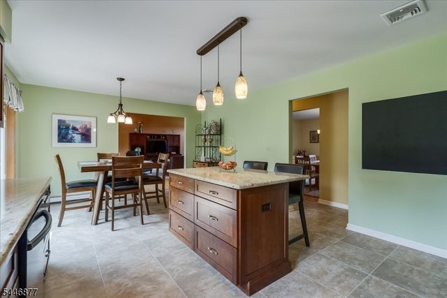 34 Deire Dr, Sparta Twp., NJ 07871