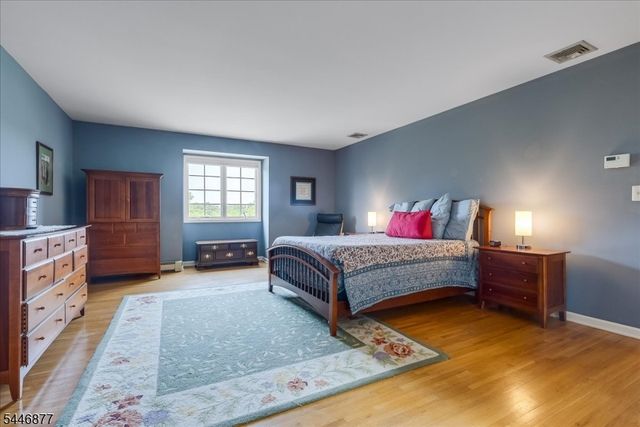 34 Deire Dr, Sparta Twp., NJ 07871