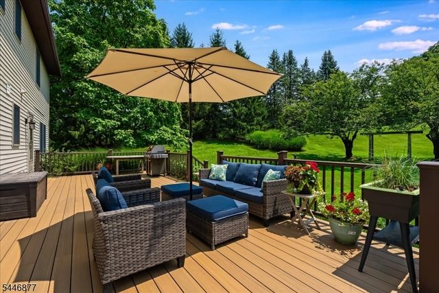 34 Deire Dr, Sparta Twp., NJ 07871