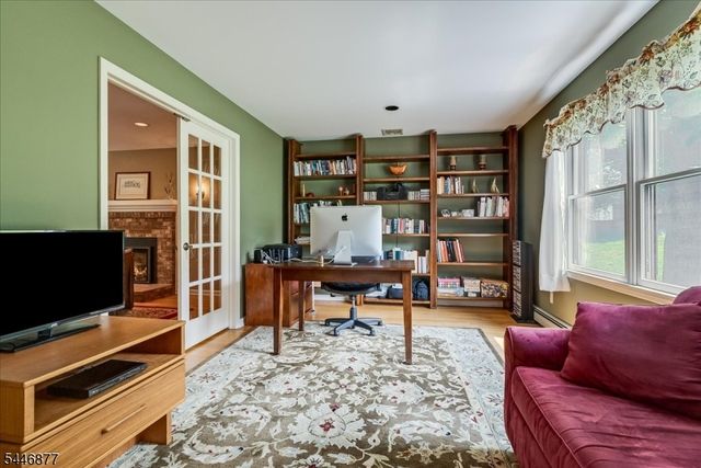 34 Deire Dr, Sparta Twp., NJ 07871