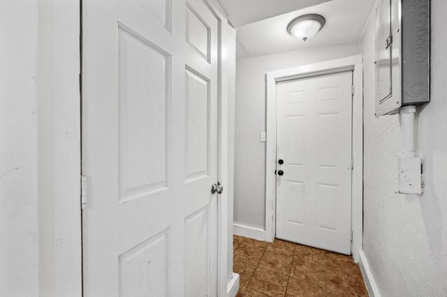 2527 Washington Street NE, Minneapolis, MN 55418