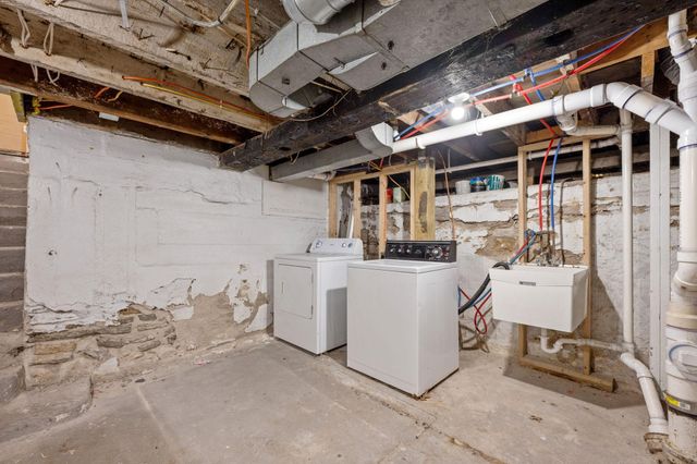 2527 Washington Street NE, Minneapolis, MN 55418