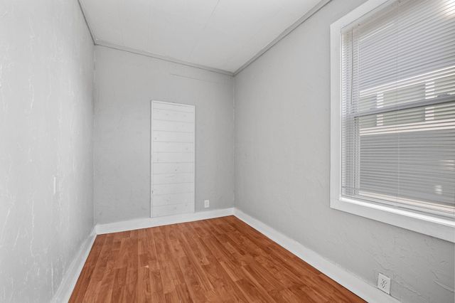 2527 Washington Street NE, Minneapolis, MN 55418