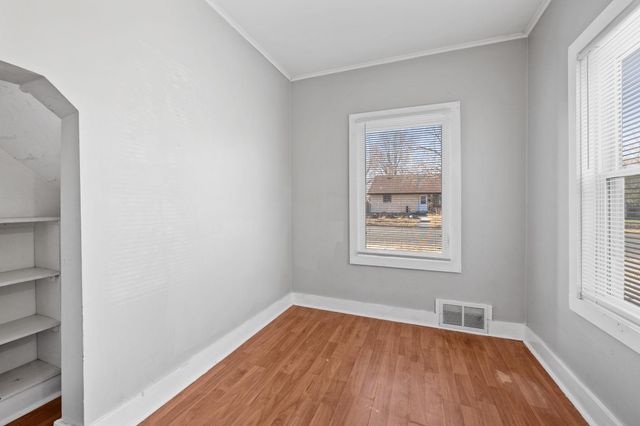 2527 Washington Street NE, Minneapolis, MN 55418