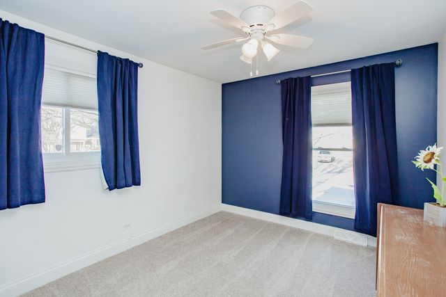 40 S Arlene Avenue, Palatine, IL 60074