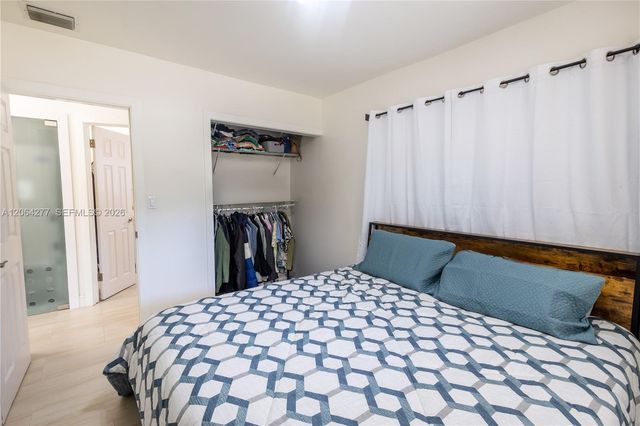 6881 Freedom Street, Hollywood, FL 33024