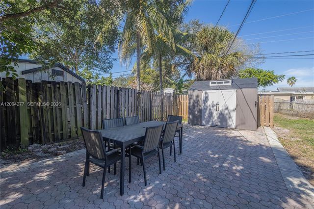 6881 Freedom Street, Hollywood, FL 33024