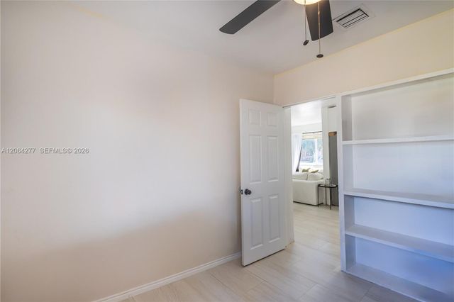 6881 Freedom Street, Hollywood, FL 33024