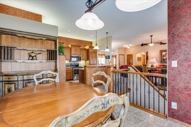 249 S Maple Dunes Ct, Wichita, KS 67235