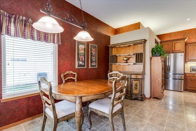 249 S Maple Dunes Ct, Wichita, KS 67235