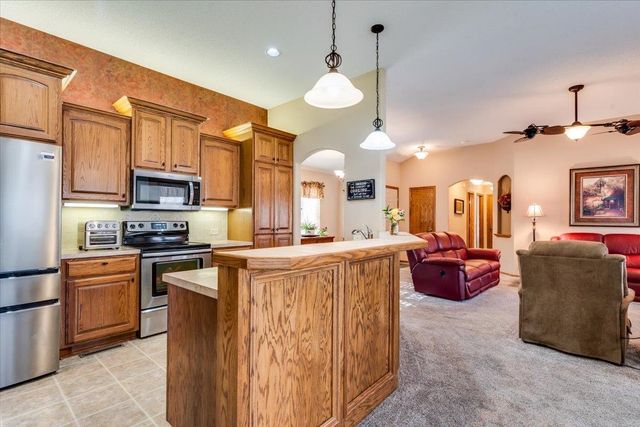 249 S Maple Dunes Ct, Wichita, KS 67235