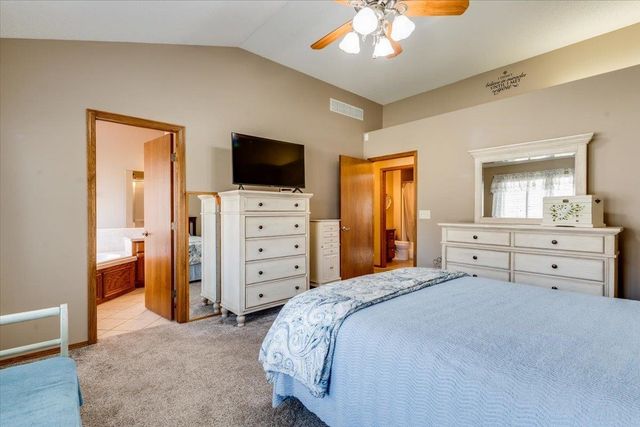 249 S Maple Dunes Ct, Wichita, KS 67235