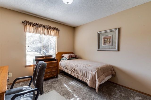 249 S Maple Dunes Ct, Wichita, KS 67235