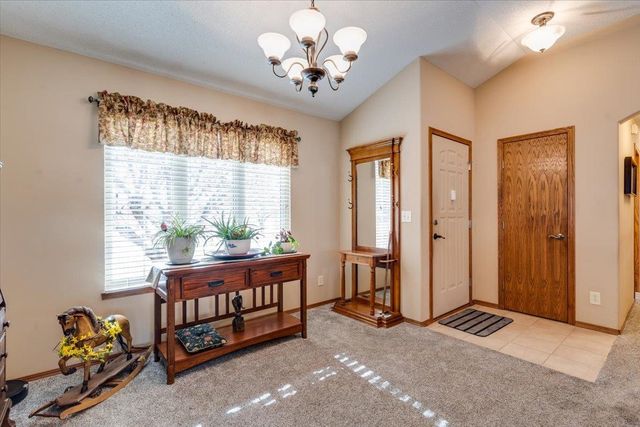 249 S Maple Dunes Ct, Wichita, KS 67235