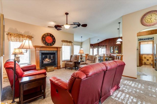 249 S Maple Dunes Ct, Wichita, KS 67235