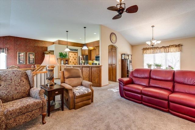 249 S Maple Dunes Ct, Wichita, KS 67235