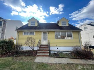 226 Wellington Place, Edison, NJ 08817