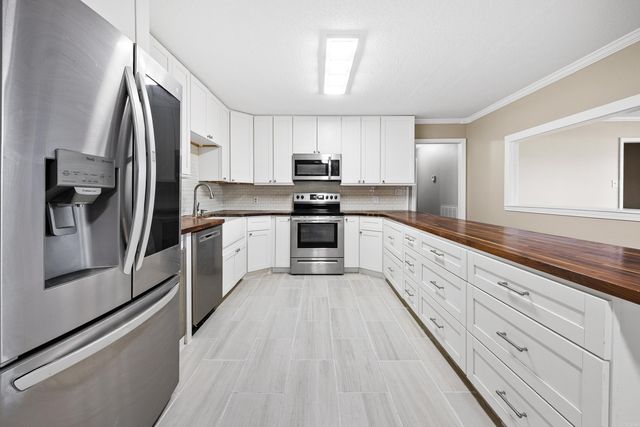 3636 T.P. White Drive, Jacksonville, AR 72076