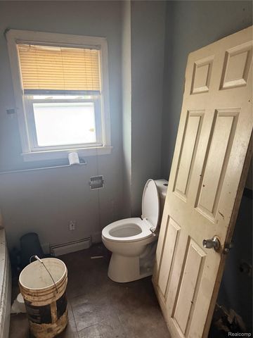 1425 Knight Avenue, Flint, MI 48503