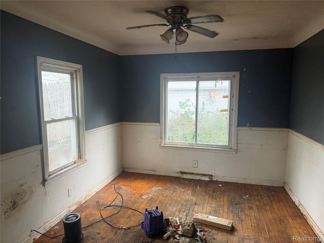 1425 Knight Avenue, Flint, MI 48503