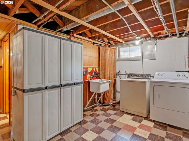 4034 Se REX St, Portland, OR 97202