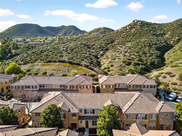 30505 Canyon Hills 1903, Lake Elsinore, CA 92532