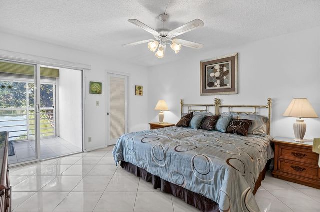 2035 Ainslie, Boca Raton, FL 33434