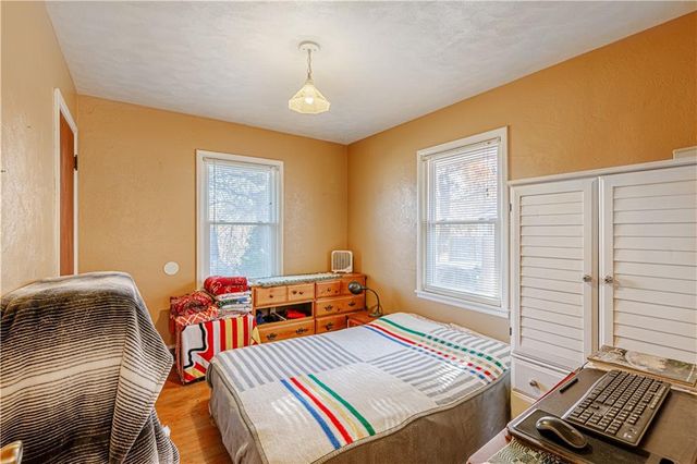 2925 S Norwood Avenue, Independence, MO 64052