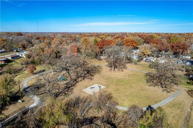 2925 S Norwood Avenue, Independence, MO 64052