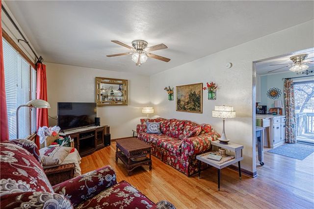 2925 S Norwood Avenue, Independence, MO 64052