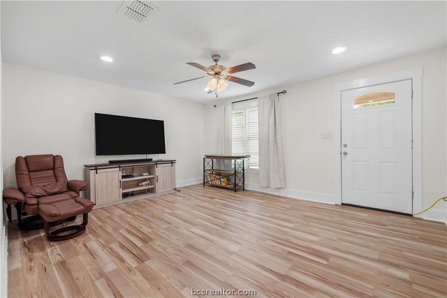 1510 Burt Street, Bryan, TX 77802
