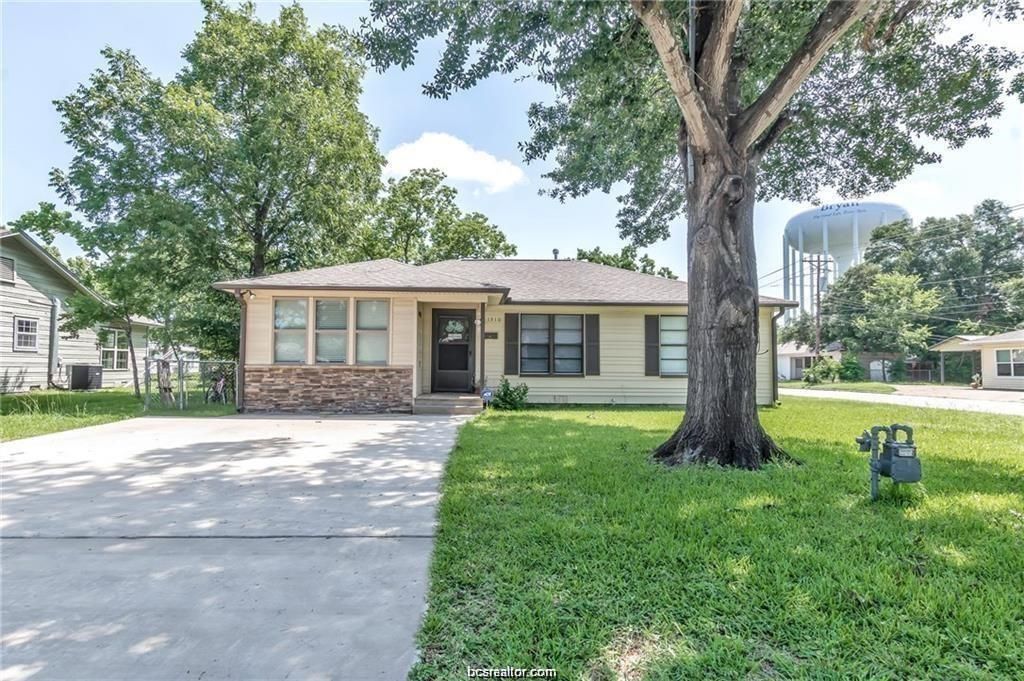 1510 Burt Street, Bryan, TX 77802