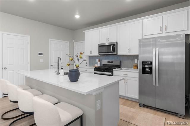 5077 S Robb Street, Littleton, CO 80127