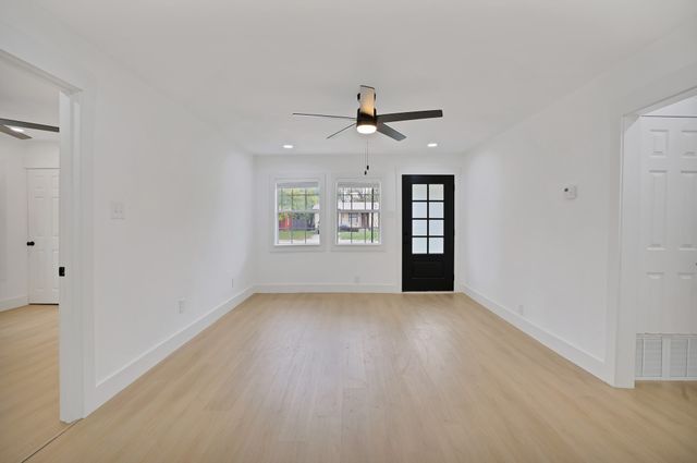 1520 Valley View Street, Mesquite, TX 75149