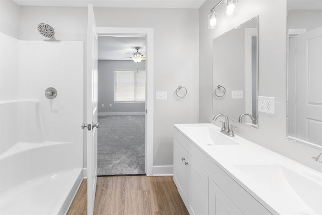 2731 Amelia Ln., Salina, KS 67401