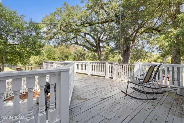 1096 Beach Boulevard, Biloxi, MS 39530