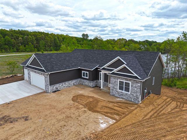 70055 Ashley Drive, Ontwa Twp, MI 49112