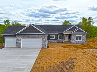 70055 Ashley Drive, Ontwa Twp, MI 49112