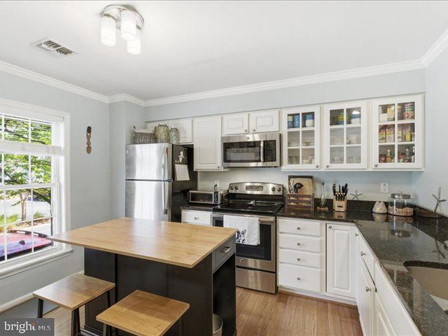 4013 SEAGATE SQ, Chesapeake Beach, MD 20732