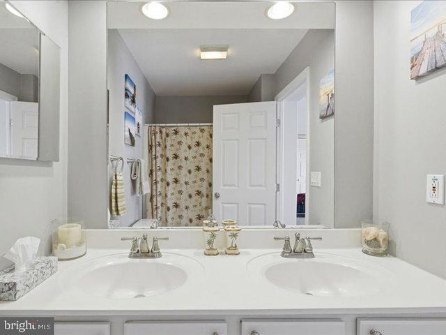 4013 SEAGATE SQ, Chesapeake Beach, MD 20732