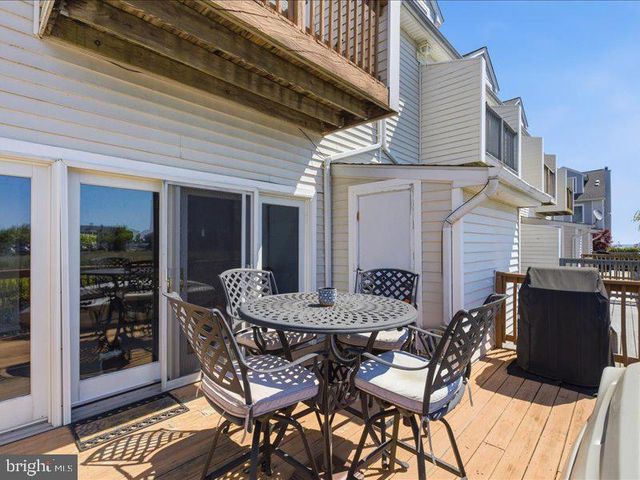 4013 SEAGATE SQ, Chesapeake Beach, MD 20732