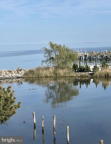 4013 SEAGATE SQ, Chesapeake Beach, MD 20732