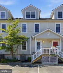 4013 SEAGATE SQ, Chesapeake Beach, MD 20732