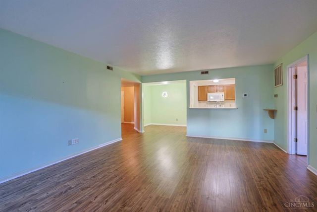 3211 Heritage Square Drive, Colerain Twp, OH 45251