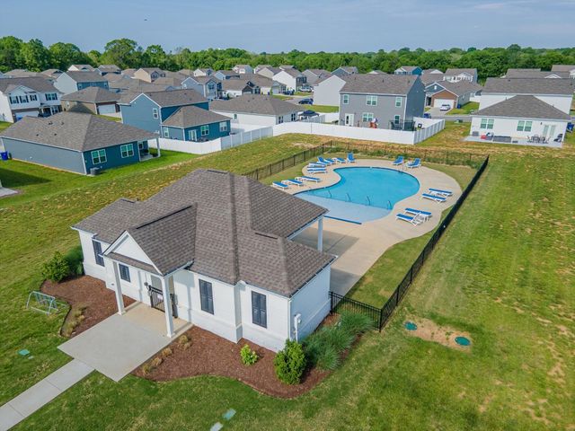215 Addison Ave, Chapel Hill, TN 37034